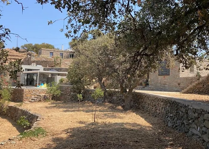 Calliste's House فيلة *